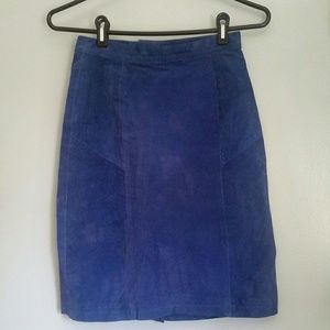 Leather Pencil Skirt 2/4